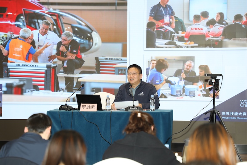 OSOM Briefing Sessions — photo 4