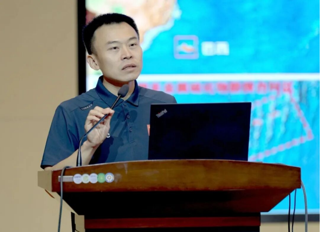 Exhibits from Jiaolong WorldSkills Flag Tour donated to the WorldSkills Museum, the “Deep-sea Hero” sharing adventures of deep-sea exploration with students