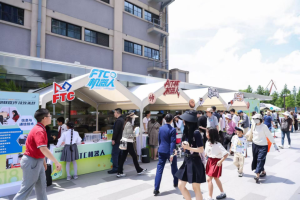Where tech trends meet daily craftsmanship, sci-fi movies come to life at the skills fair in Shanghai