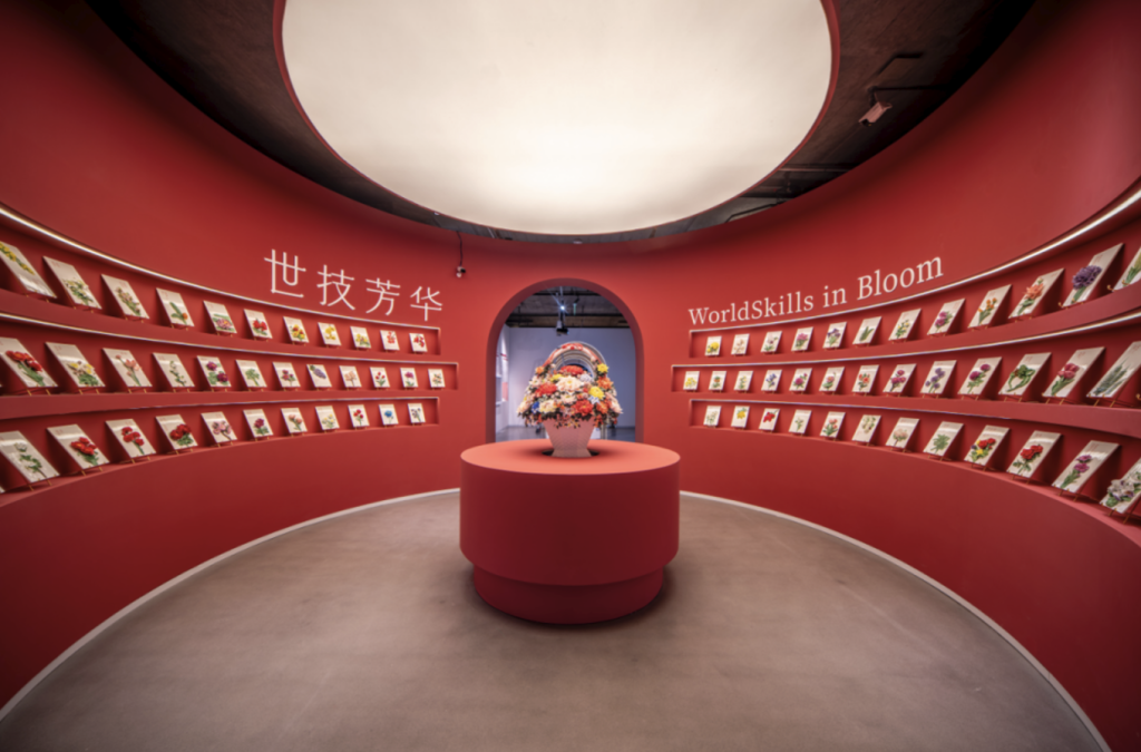 More than 100 top-tier masterpieces displayed, Blanc de Chine Temporary Exhibition unveiled