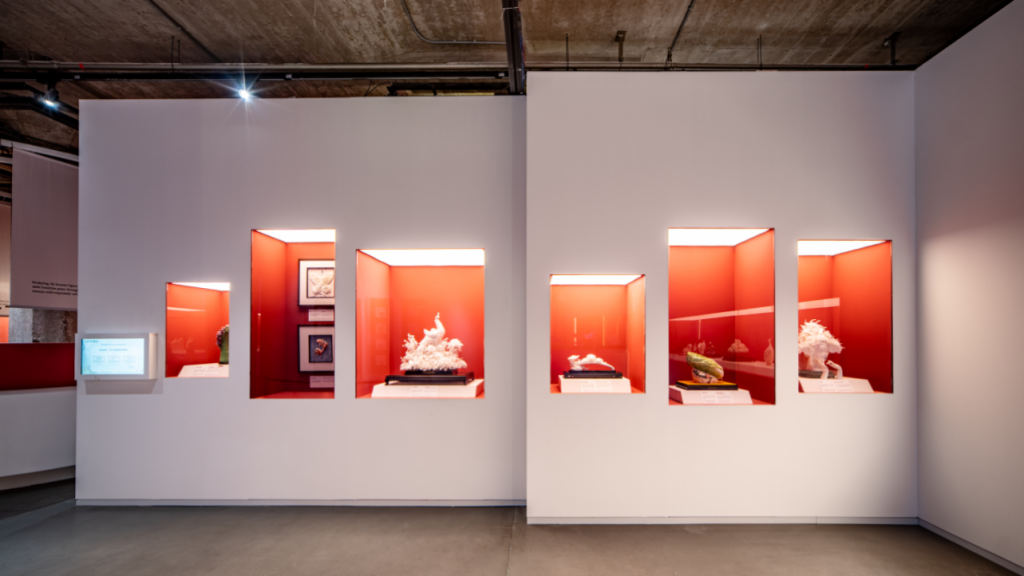 More than 100 top-tier masterpieces displayed, Blanc de Chine Temporary Exhibition unveiled